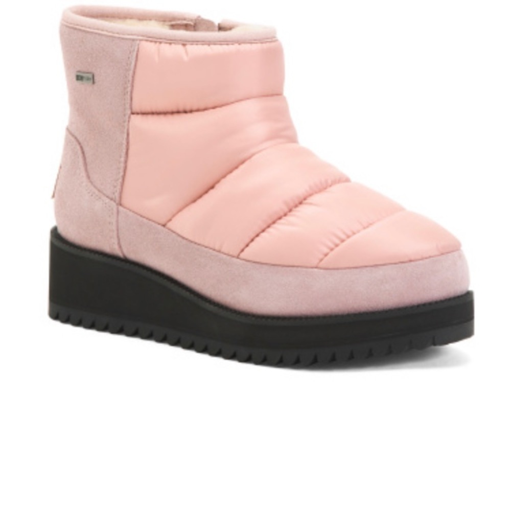 Ugg waterproof storm boots us8